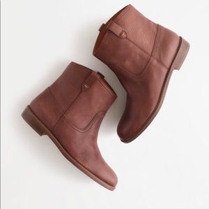 Madewell brown ankle boots.
